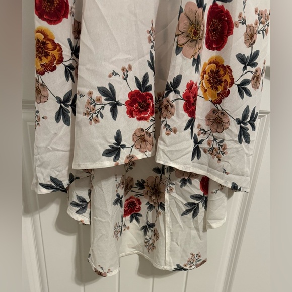 Dressfo white floral dress. - Picture 3 of 5